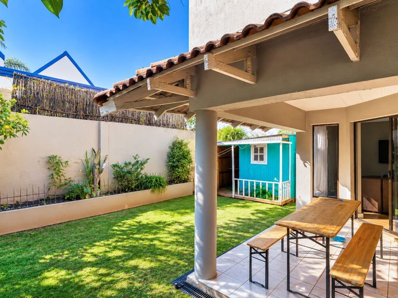 Townhouse For Sale in Magaliessig - Photo 3