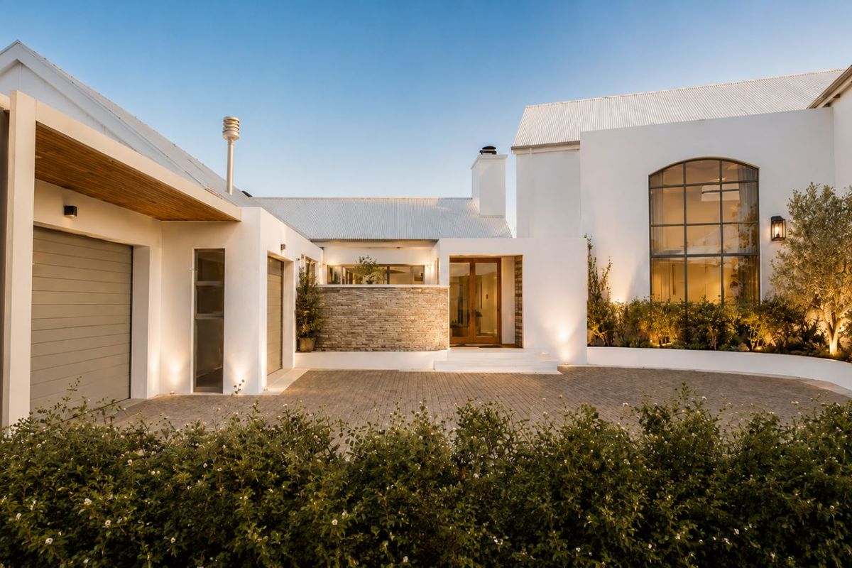 House For Sale in Kingswood Golf Estate - Photo 2
