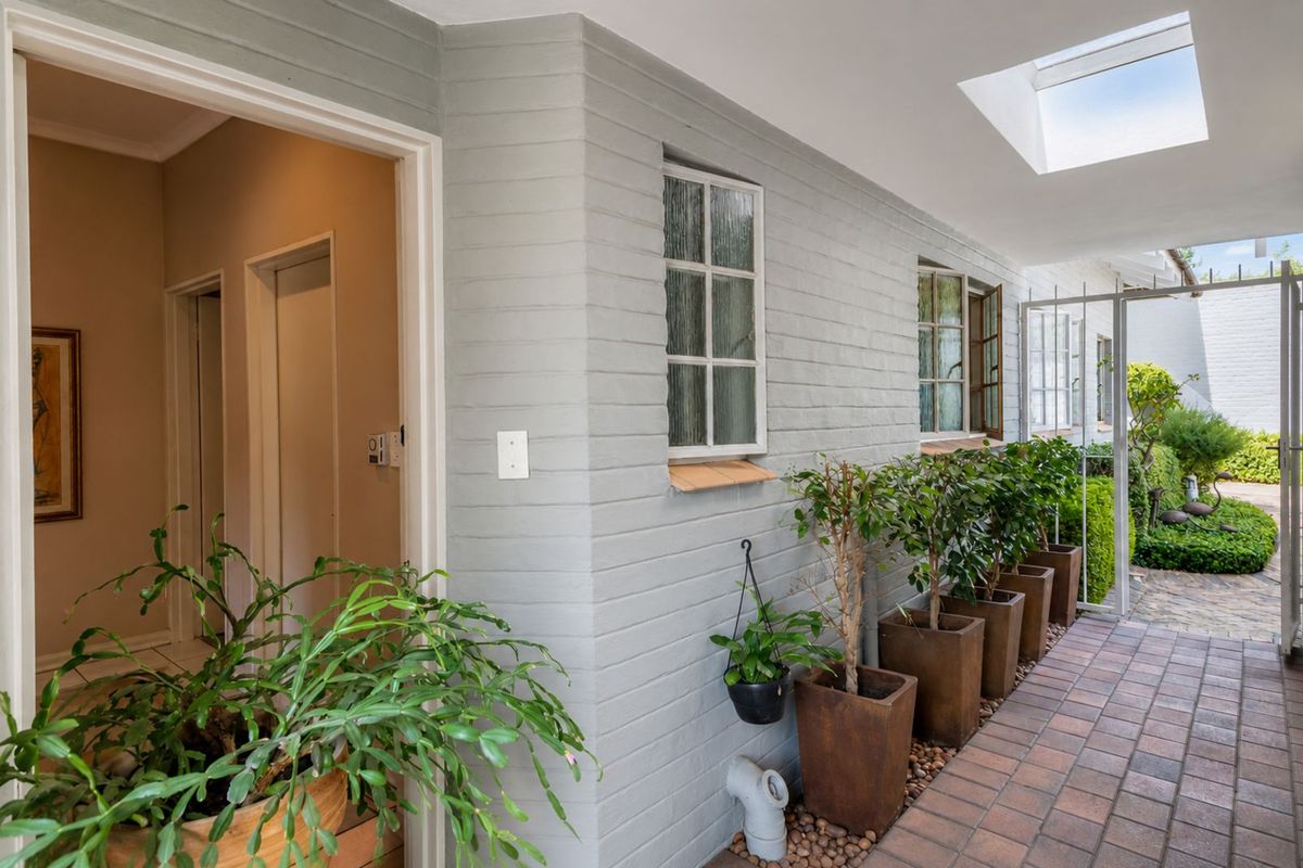 House For Sale in Craighall - Photo 4