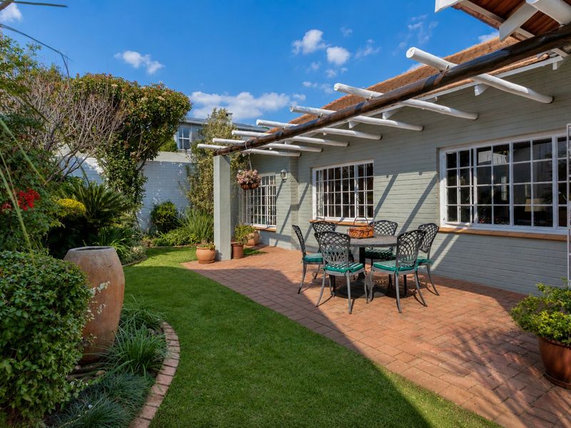 House For Sale in Craighall - Photo 2