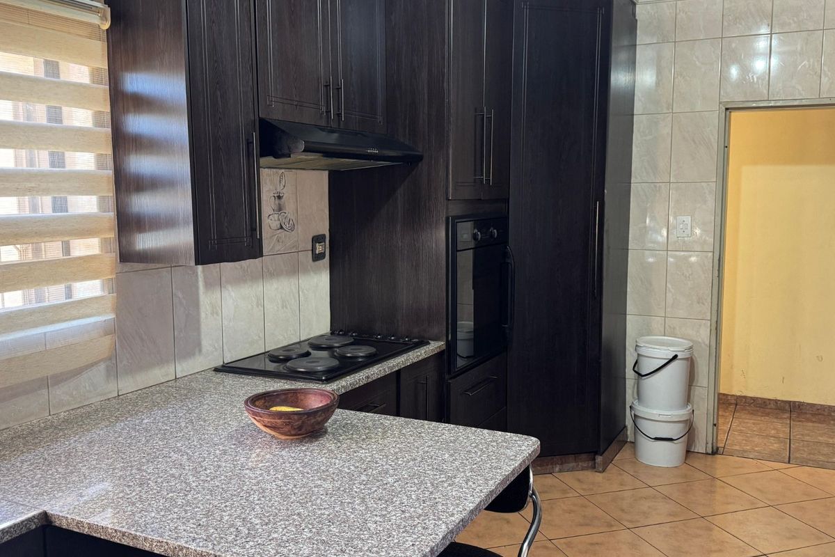 House For Sale in Tasbet Park - Photo 5