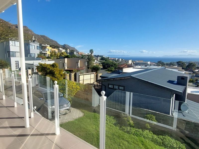 House For Sale in Mountainside - Photo 2