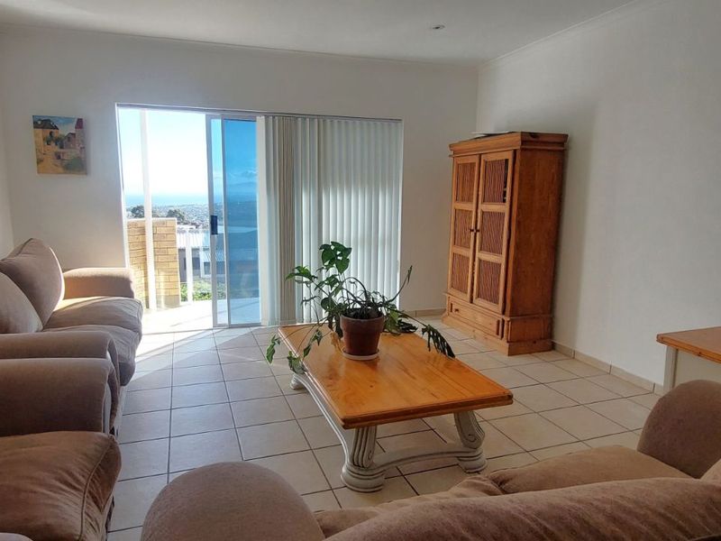 House For Sale in Mansfield - Photo 4