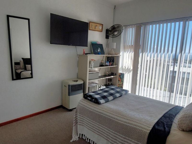 House For Sale in Mansfield - Photo 5