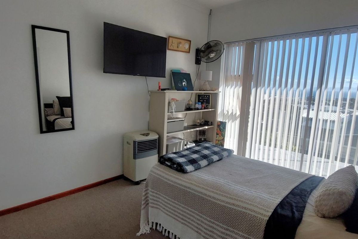 House For Sale in Mansfield - Photo 5