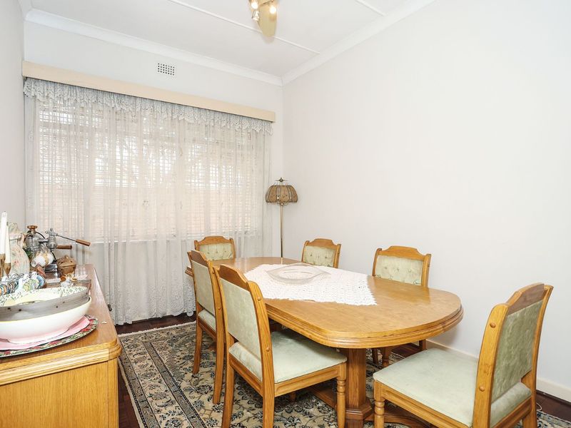 House For Sale in Highlands North - Photo 6