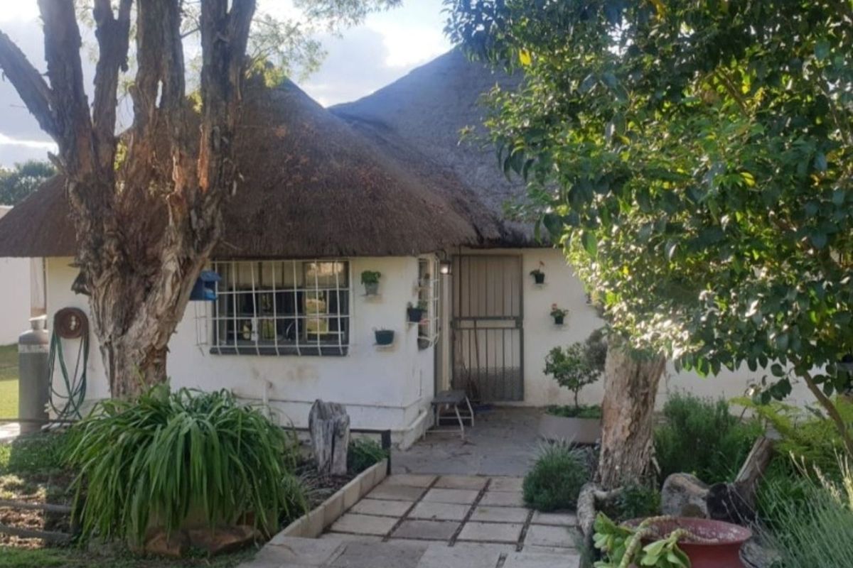 House For Sale in Rietfontein AH - Photo 2