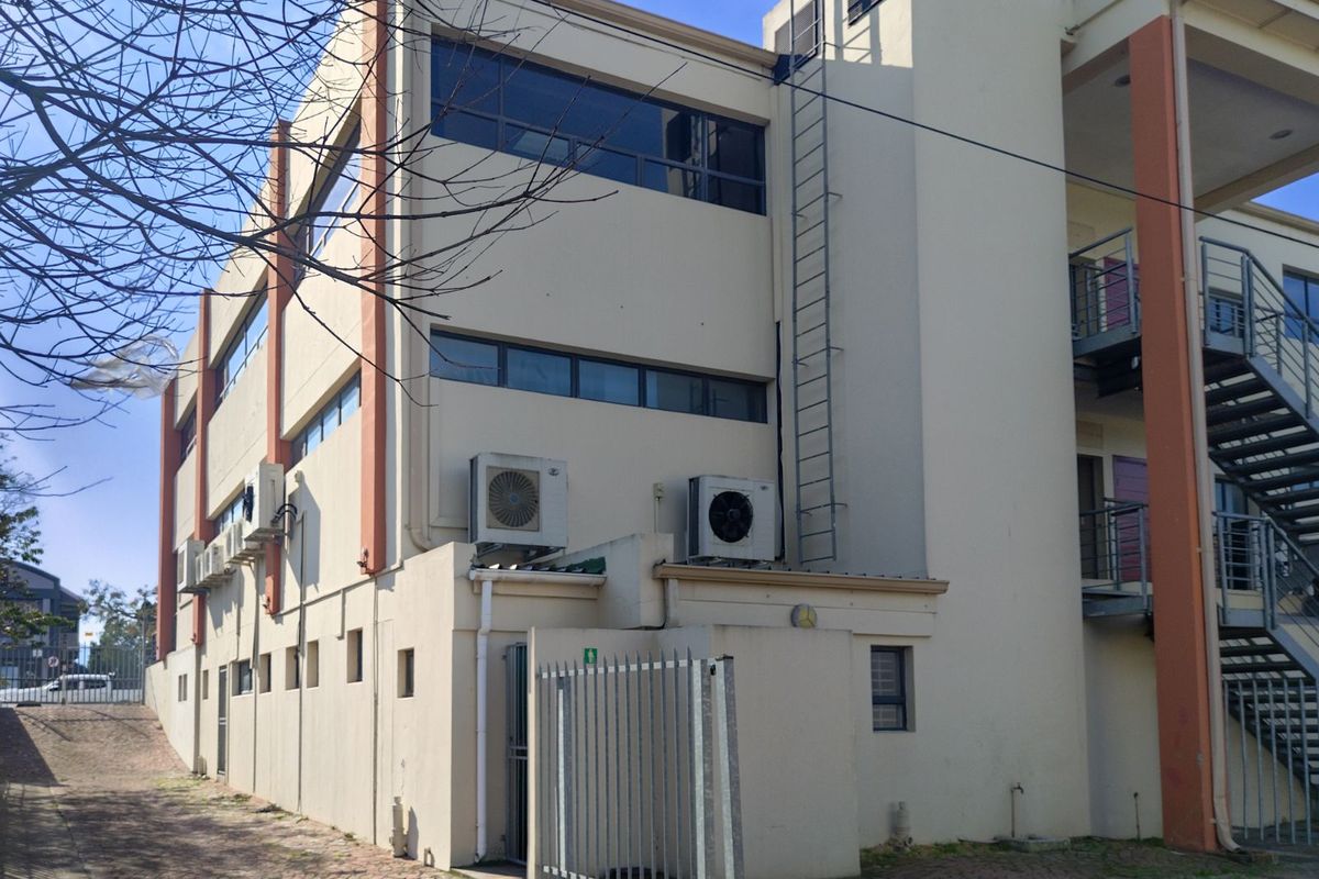 Office For Sale in George Central - Photo 3