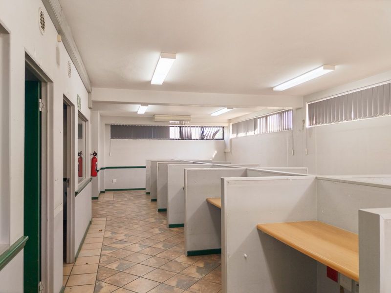 Office For Sale in George Central - Photo 10