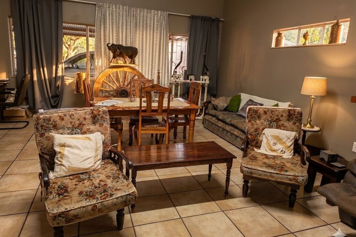 House For Sale in Modimolle Central - Photo 3