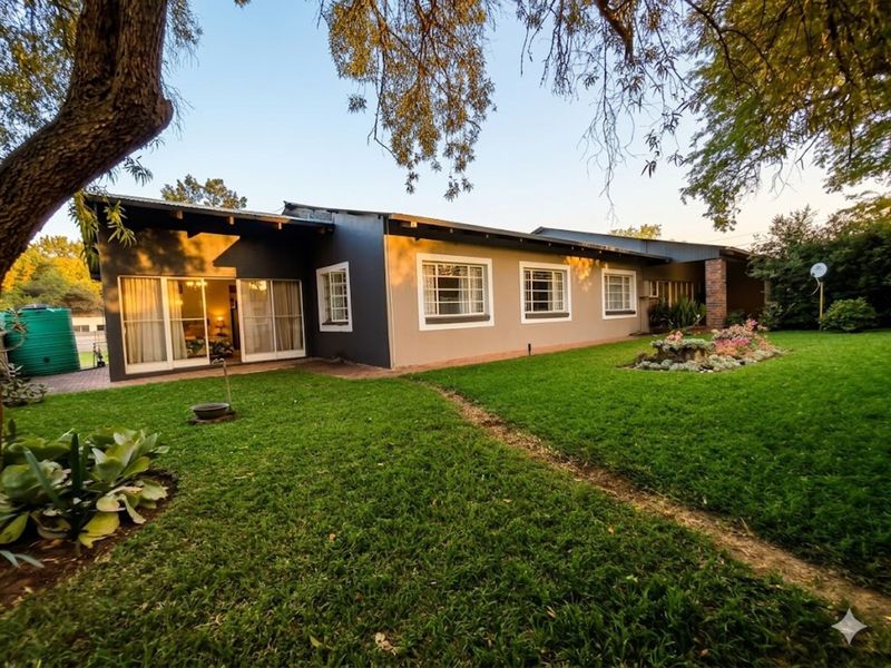 House For Sale in Modimolle Central - Photo 2