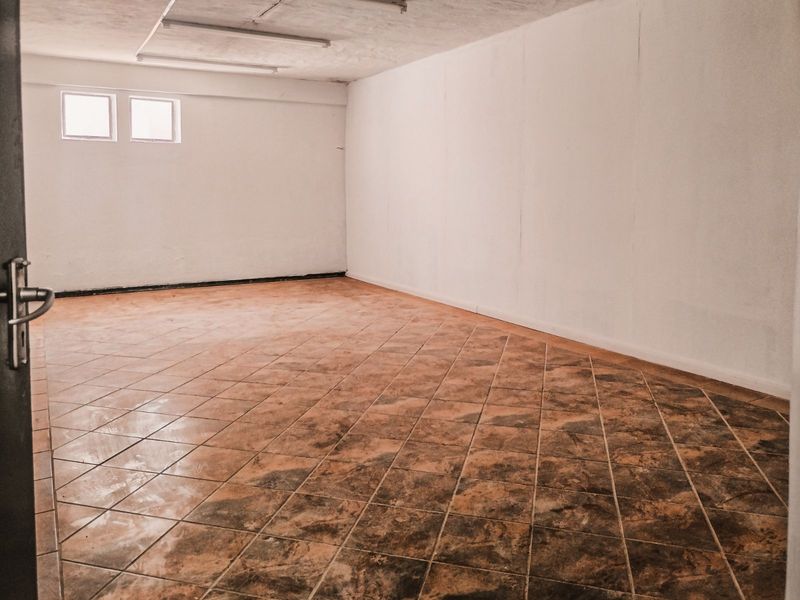 Commercial To Rent in George Central - Photo 9