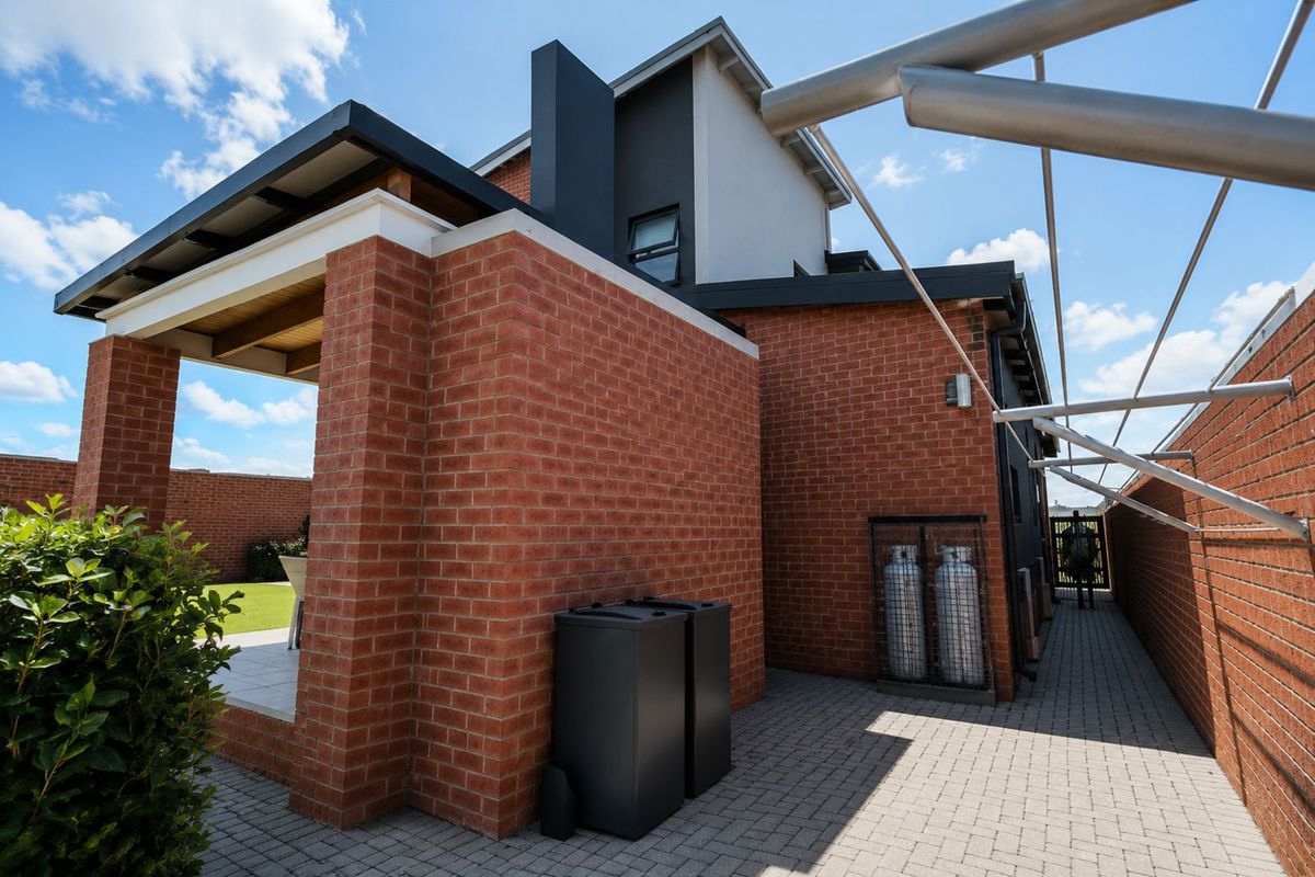 House For Sale in Secunda Central - Photo 4