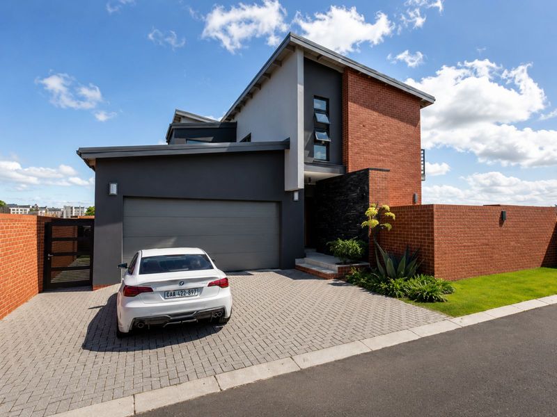 House For Sale in Secunda Central - Photo 2