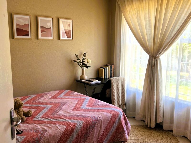 Townhouse For Sale in Witpoortjie - Photo 7
