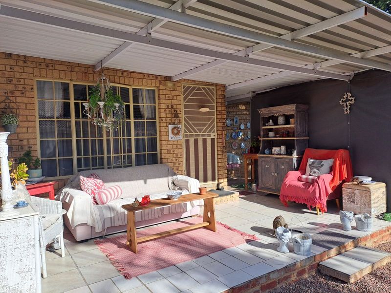 House For Sale in Modimolle Central - Photo 3