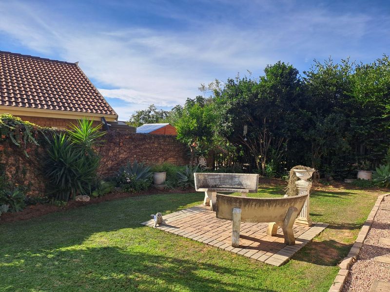 House For Sale in Modimolle Central - Photo 2