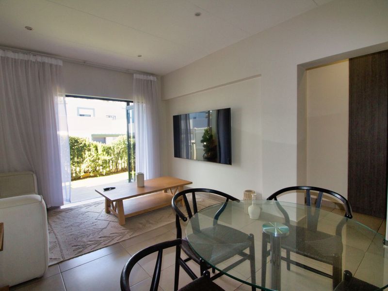 Apartment For Sale in Bryanston - Photo 5
