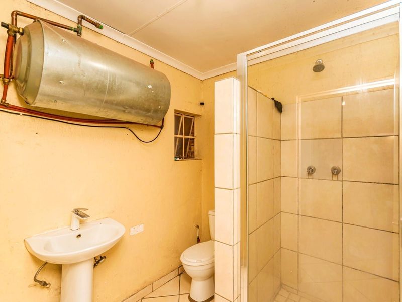 Apartment For Sale in Randfontein Central - Photo 10