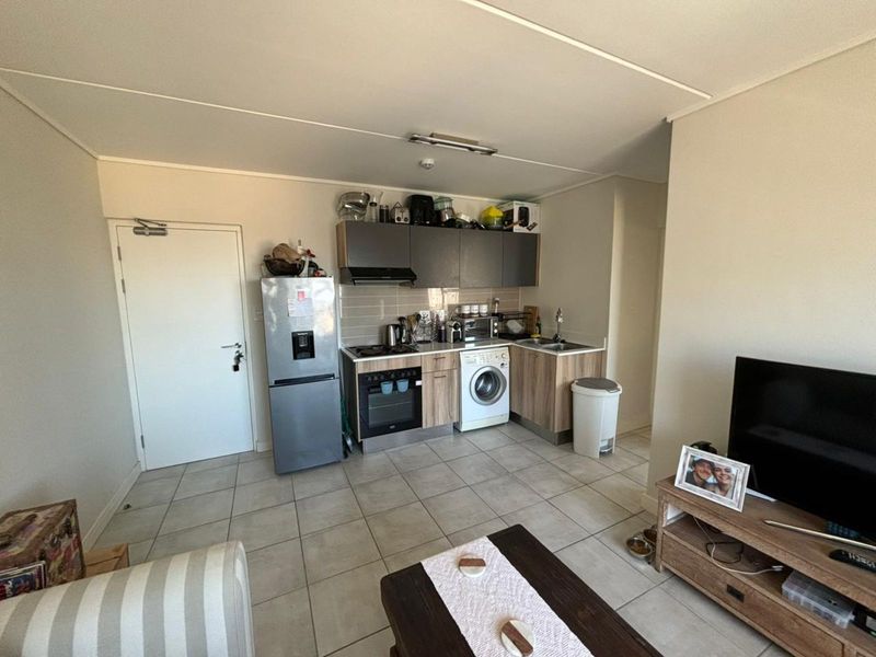 Apartment To Rent in Firlands - Photo 10