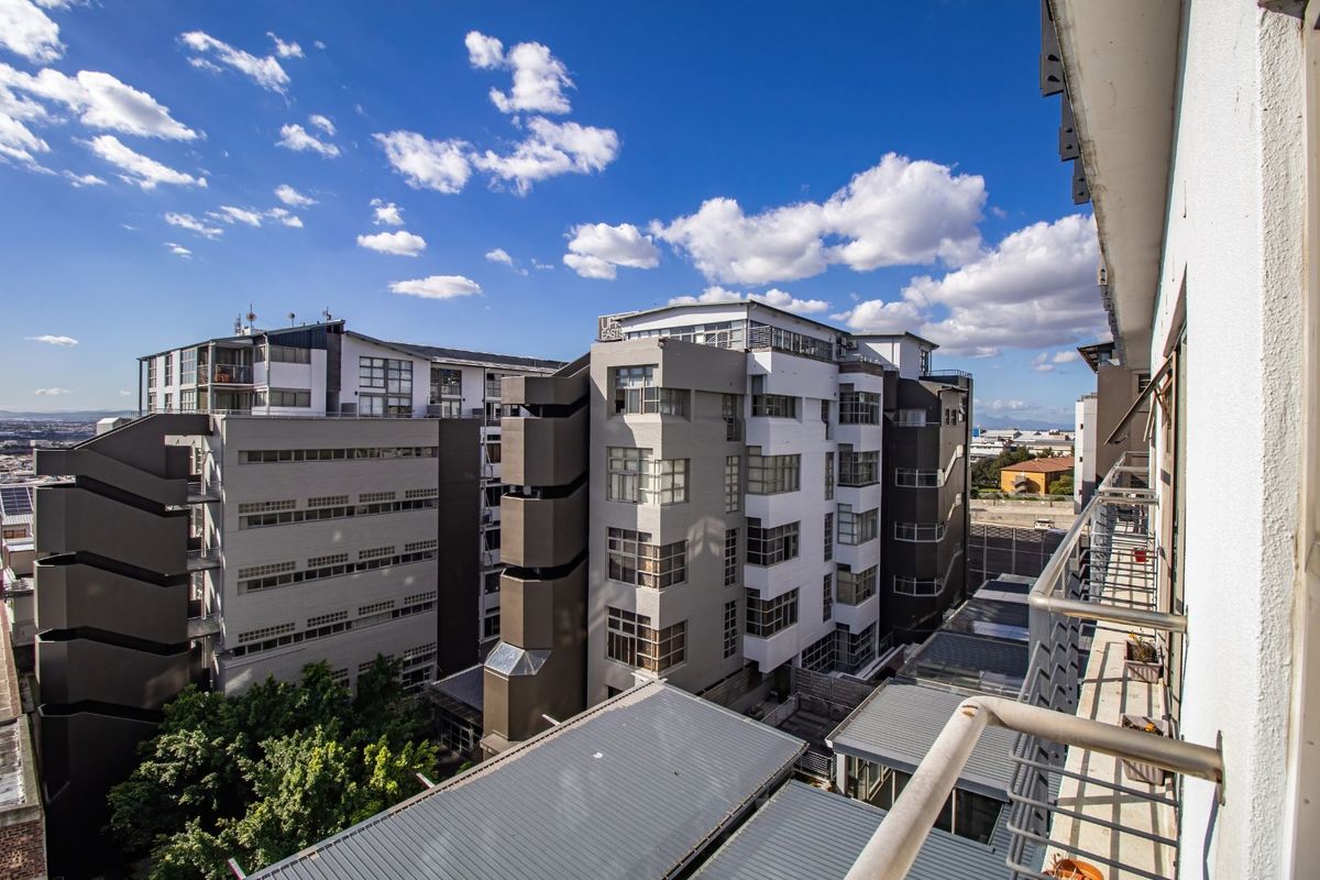 Apartment For Sale in Salt River - Photo 4
