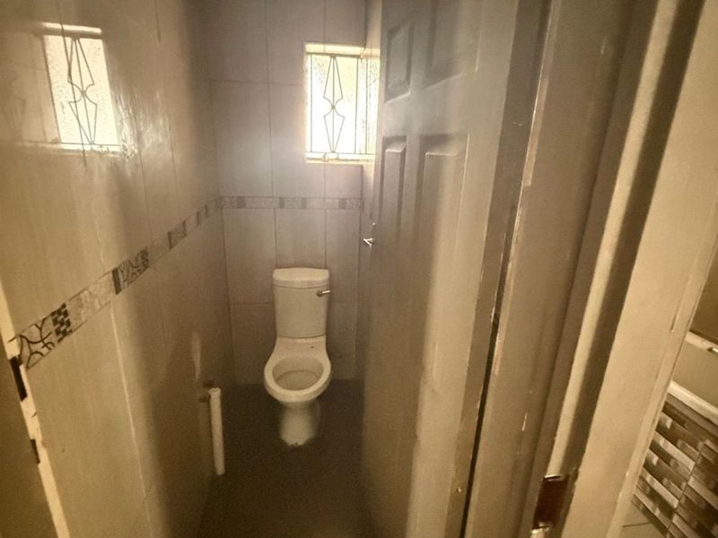 House For Sale in Pretoria West - Photo 6