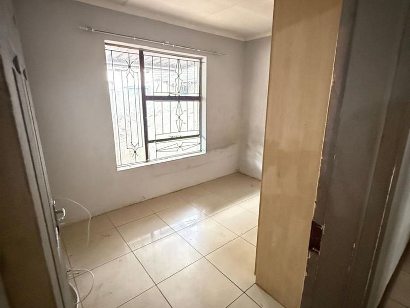 House For Sale in Pretoria West - Photo 8
