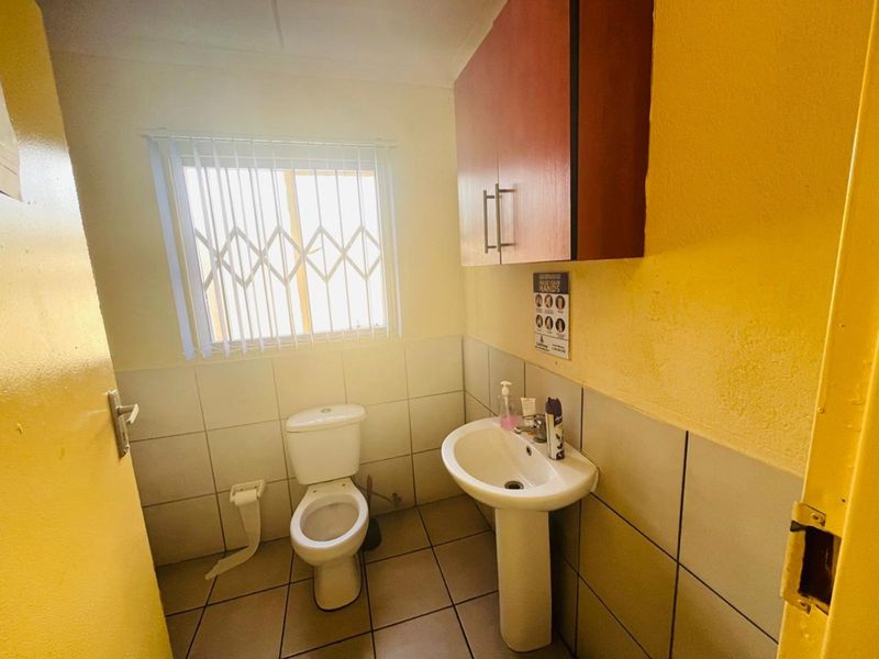 Business To Rent in Burgersfort Central - Photo 3