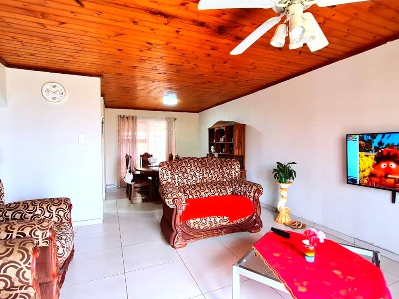 House For Sale in Mossel Bay Ext 26 - Photo 6