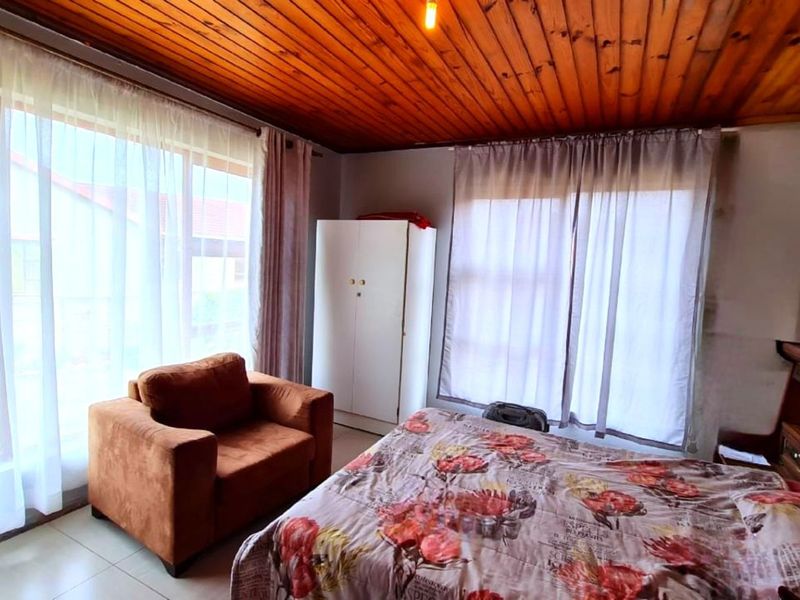 House For Sale in Mossel Bay Ext 26 - Photo 3
