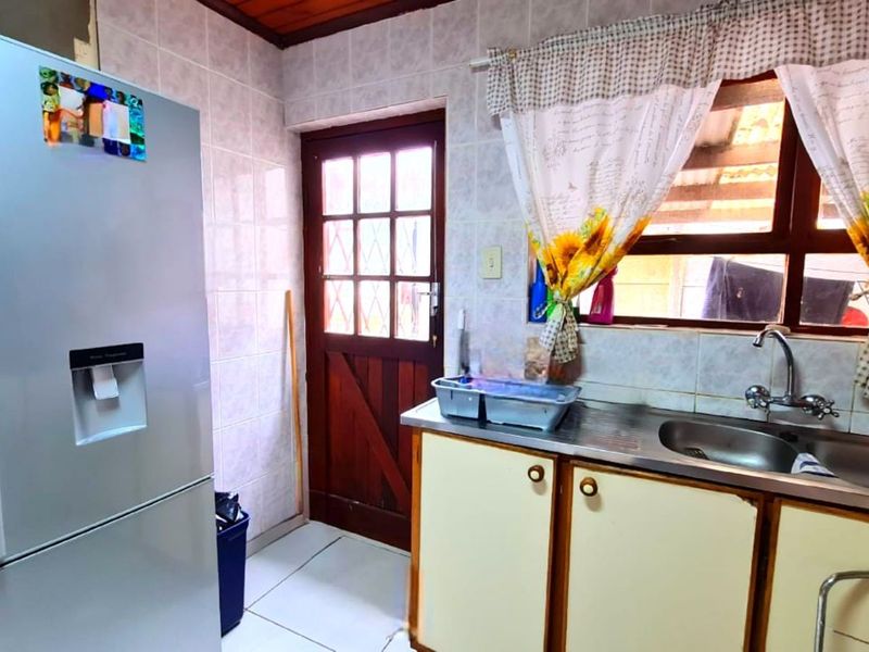 House For Sale in Mossel Bay Ext 26 - Photo 7