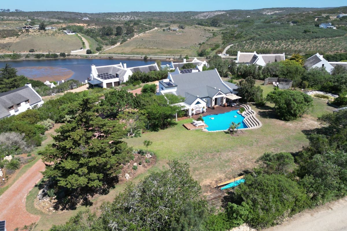 House For Sale in Stilbaai Oos - Photo 3