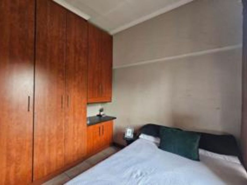 Townhouse For Sale in Ladine - Photo 9