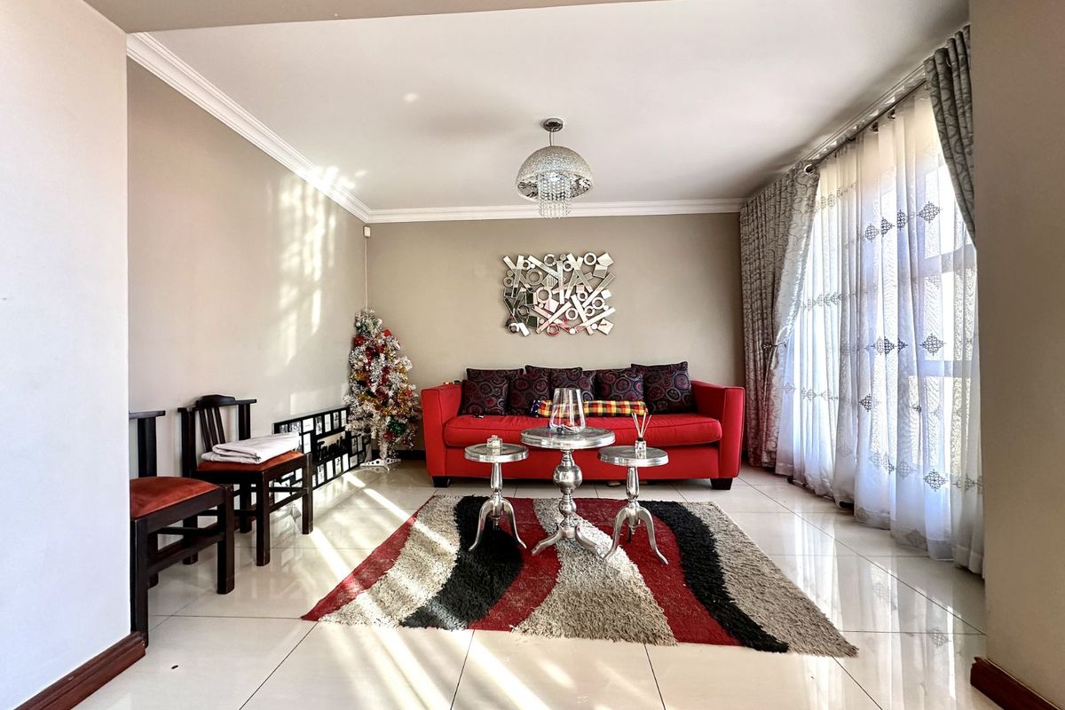 House For Sale in Theresapark - Photo 5