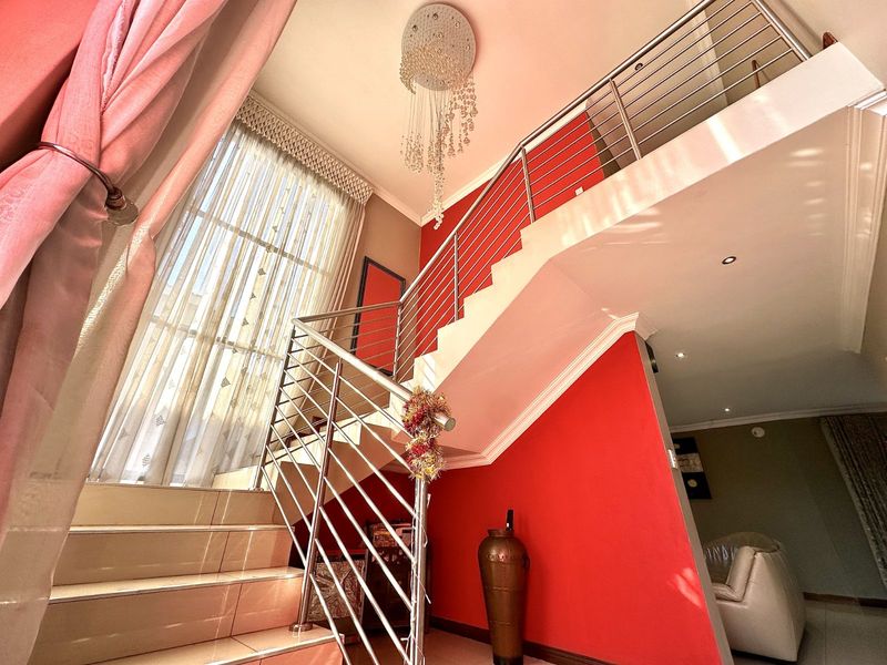 House For Sale in Theresapark - Photo 4