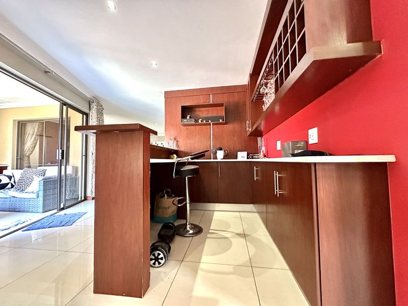 House For Sale in Theresapark - Photo 9