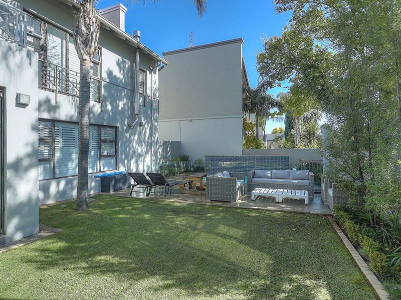 House For Sale in Waverley - Photo 2