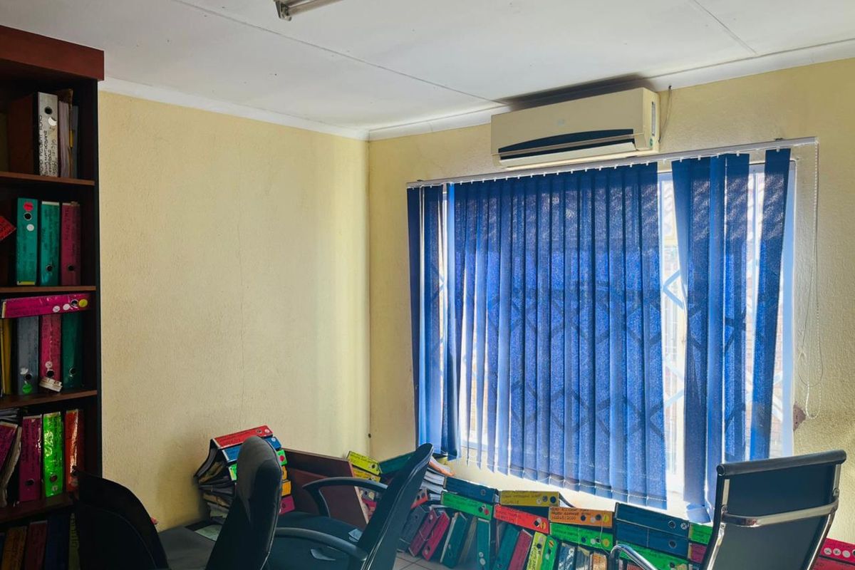 Business To Rent in Burgersfort Central - Photo 2