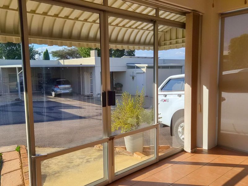 House For Sale in Rietvalleirand - Photo 3