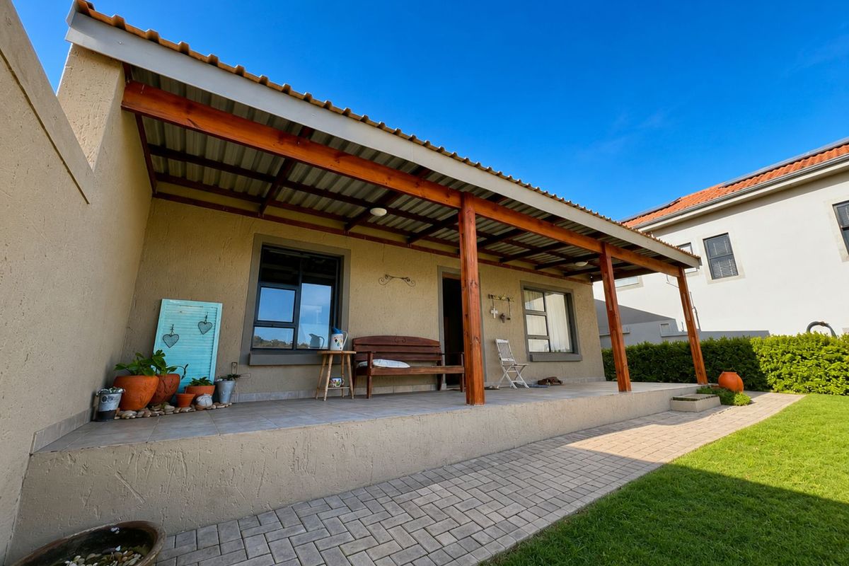 House For Sale in Bergsig - Photo 3