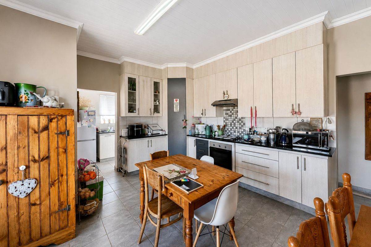 House For Sale in Bergsig - Photo 5
