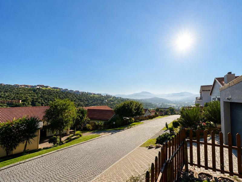 House For Sale in Bergsig - Photo 4