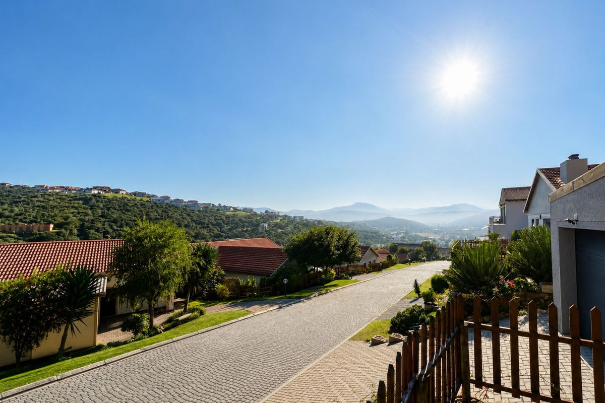 House For Sale in Bergsig - Photo 4
