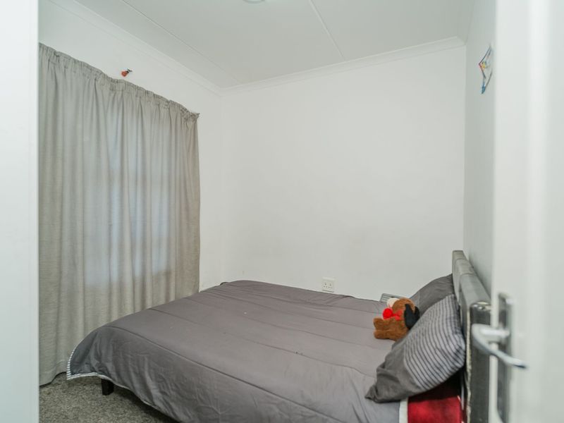 Apartment For Sale in Buh Rein Estate - Photo 8