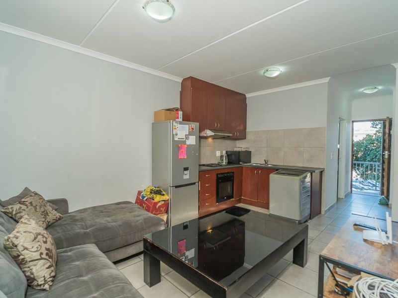 Apartment For Sale in Buh Rein Estate - Photo 5