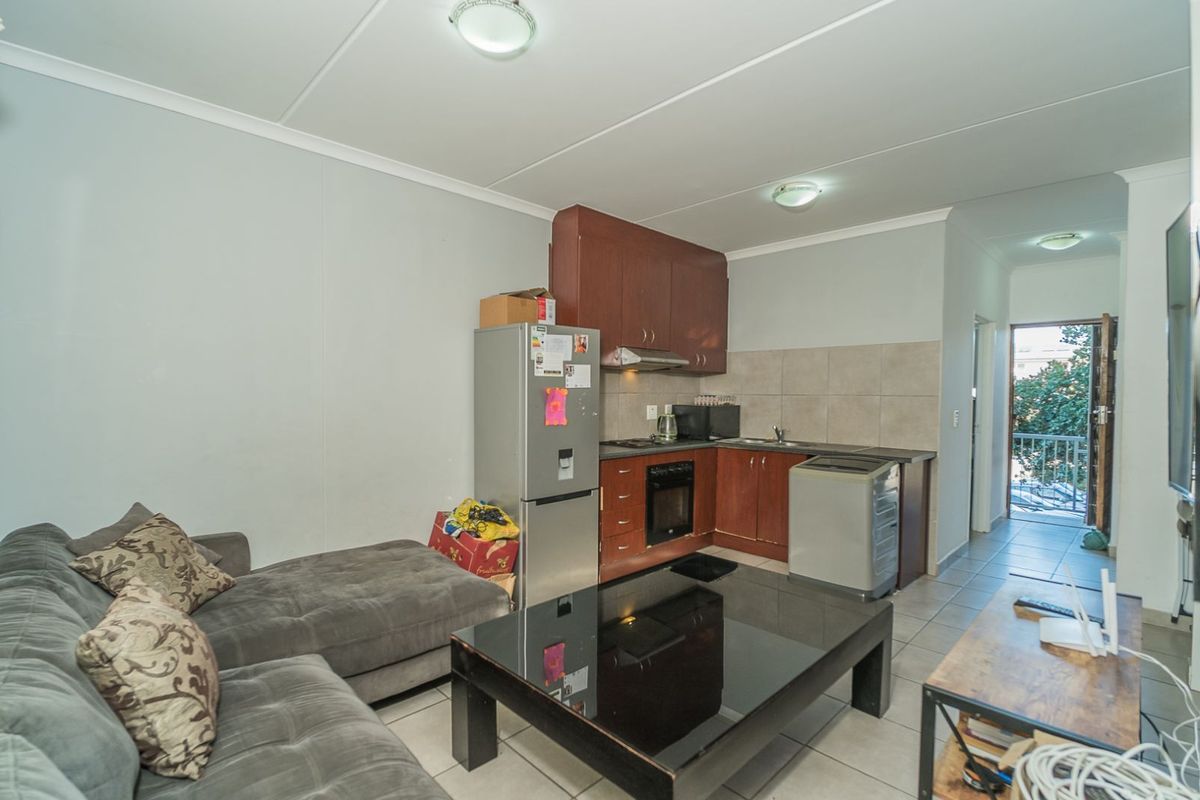 Apartment For Sale in Buh Rein Estate - Photo 5