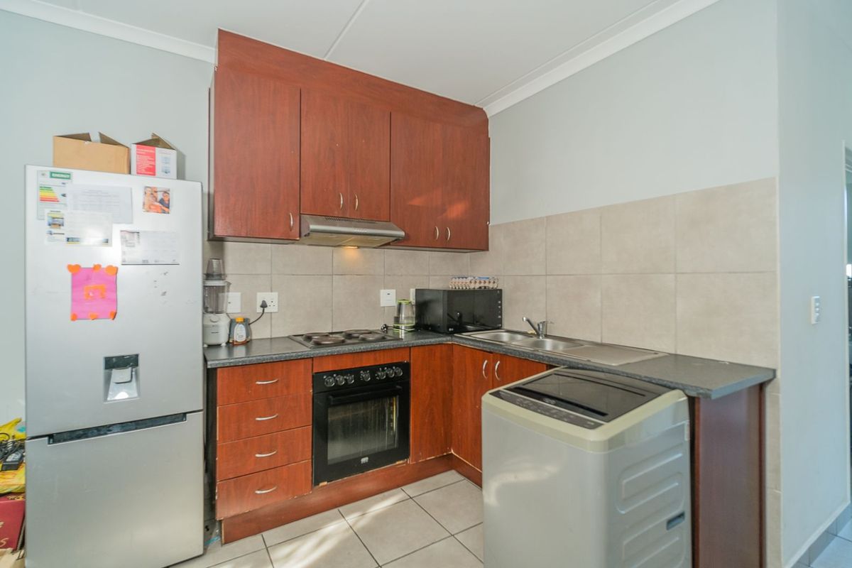 Apartment For Sale in Buh Rein Estate - Photo 3
