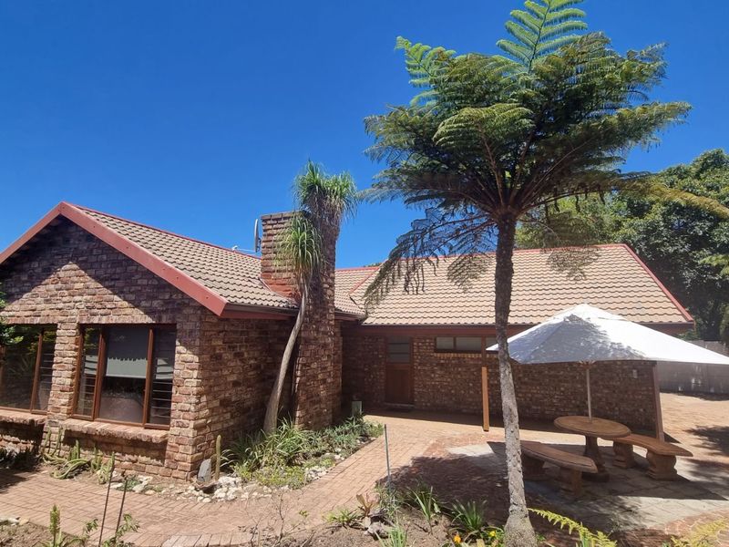House For Sale in Sedgefield Central - Photo 2