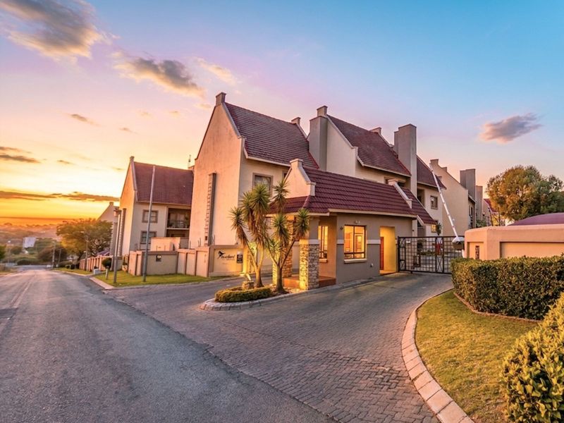 Apartment For Sale in North Riding - Photo 1