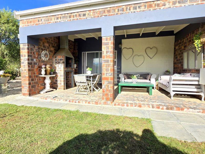 House For Sale in Pine Acres - Photo 1